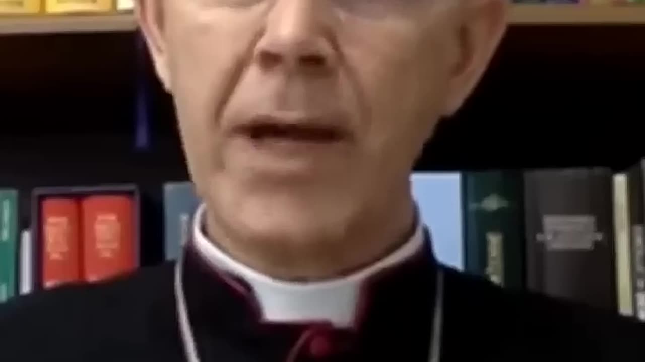 God Will Intervene This Pontificate Is Not Eternal / Bishop Athanasius Schneider and Luis Román.