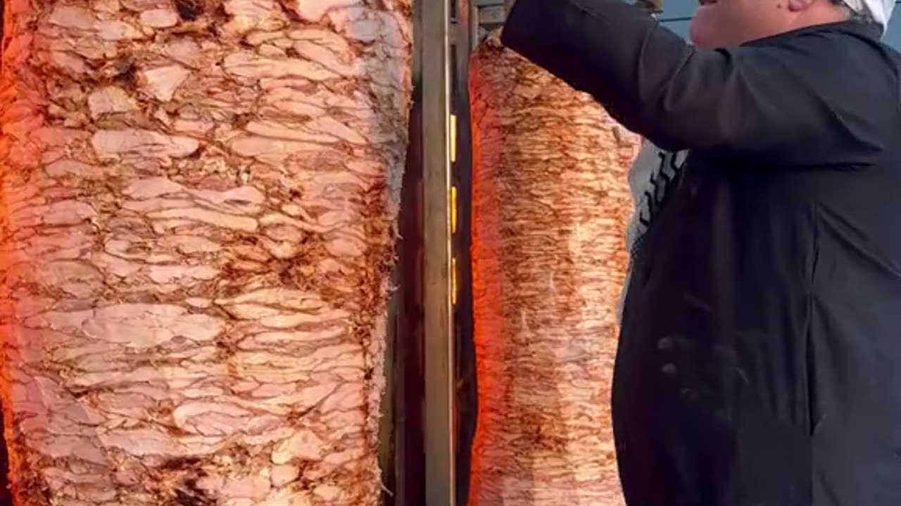 8000 kg kebab in Iran