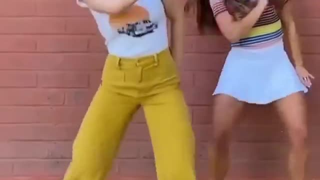 Shuffle dancers