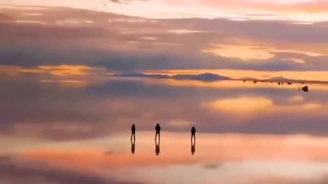 Sunsets on the Salt Flats are unlike any other Tag a friend you'd go with! Video.