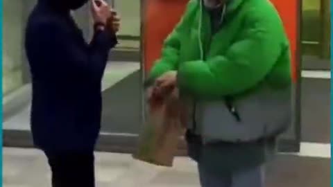 Con questa idiozia del covid, abbiamo scoperto quanto la gente si sia instupidita