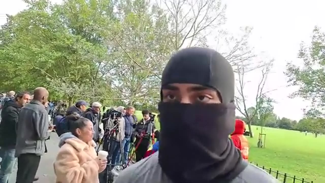 The Big Nose 🧙♂️ A gift for our professional Police to deal with, at the Speake