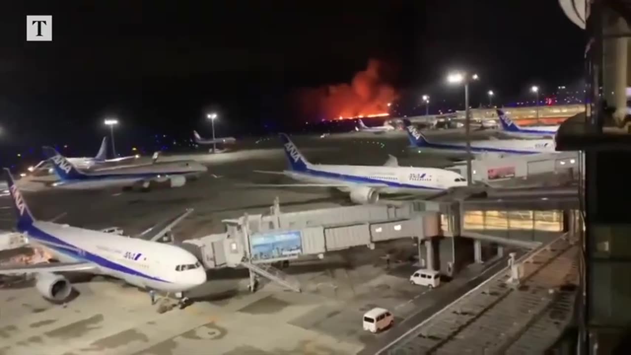 Fire at Tokyo Airport... News