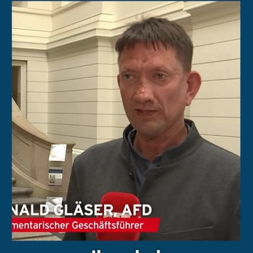 Abschiebungen: Täglich müssten Flüge gehen!