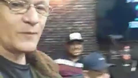 ESTREIA AGORA no estúdio do ISTO NÃO É PODCAST!!! #shorts