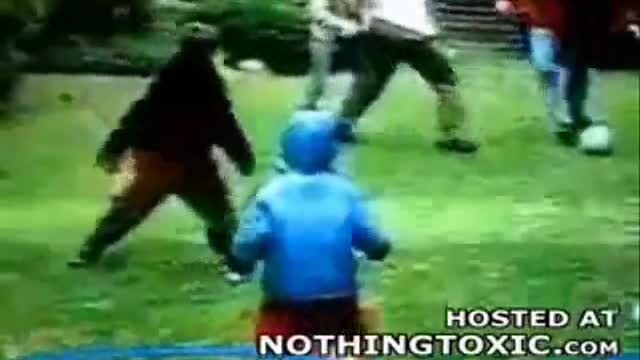 Football fun (The funniest 10 second video ever)