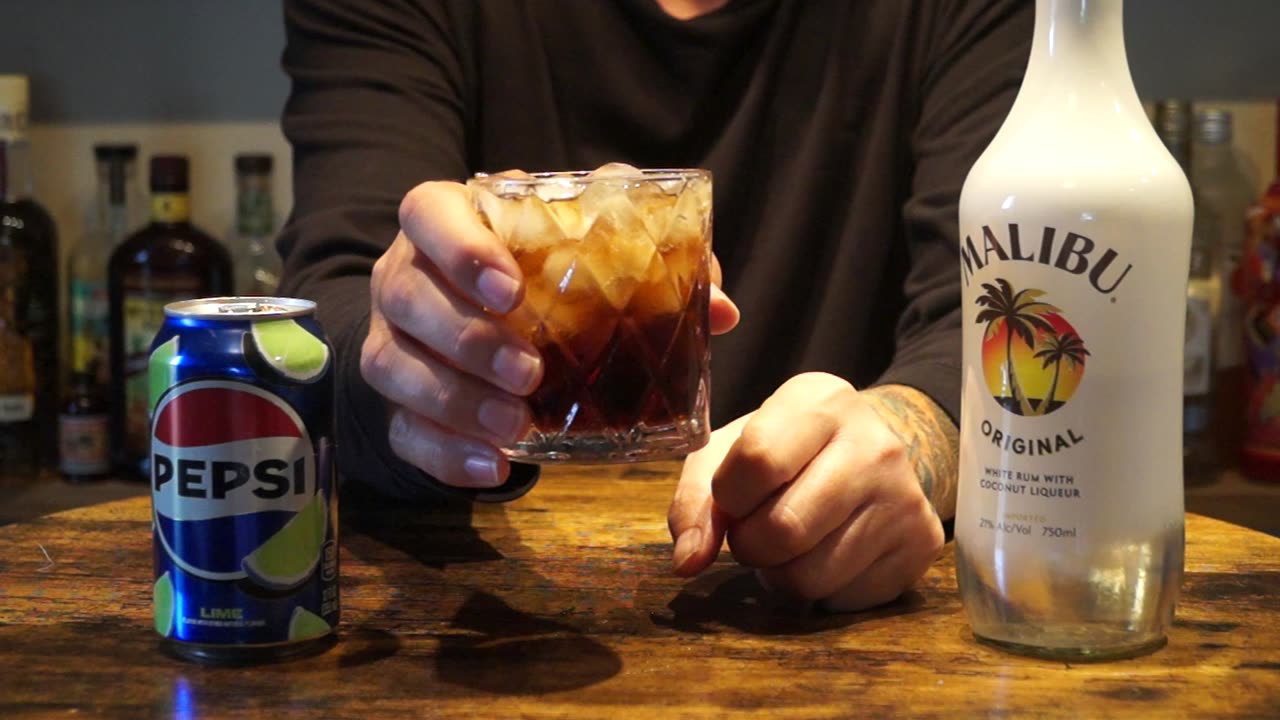 Malibu Coconut Rum & Pepsi Lime