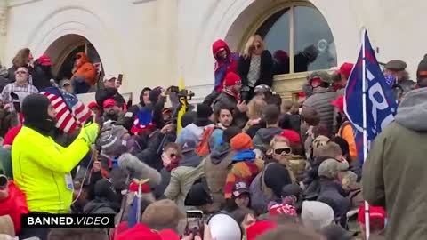 Patriots Stop ANTIFA From Breaking Windows at DC Capitol