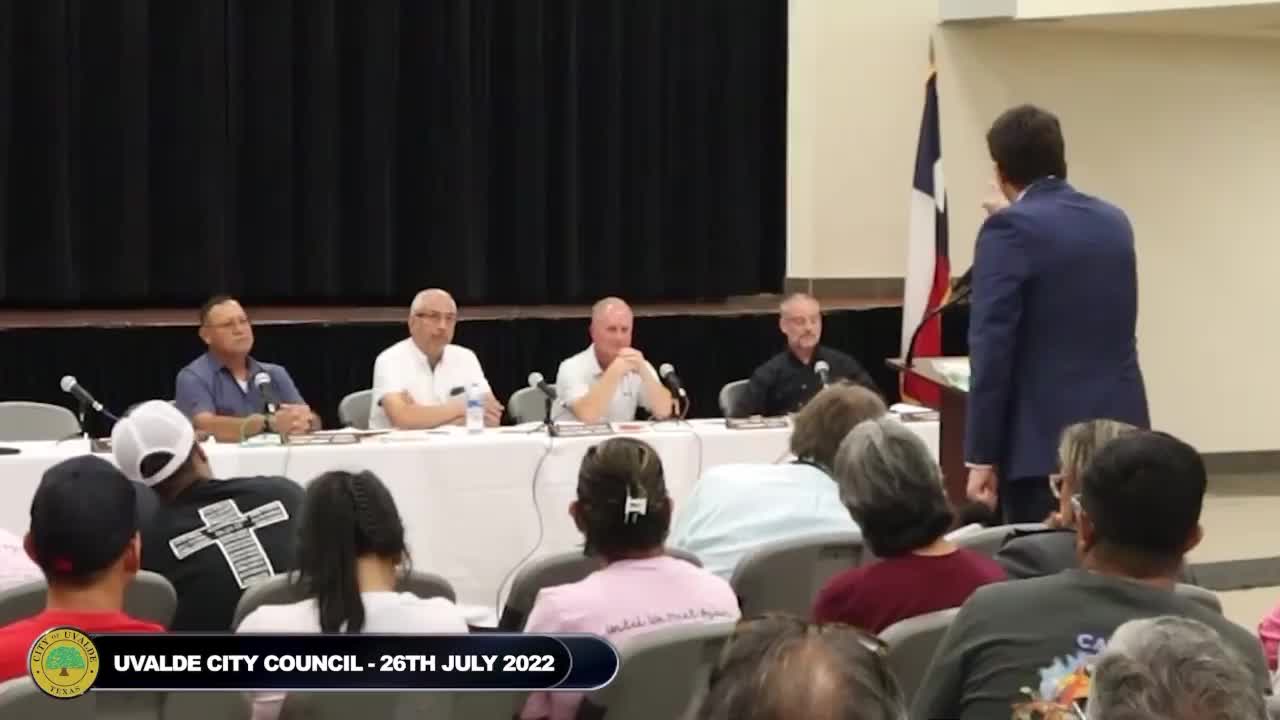 Alex Stein Crashed the Uvalde City Council Meeting Tonight