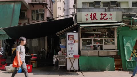 Death of Street Food in Hong Kong!!! Protests, Pigeons, Dai Pai Dong!