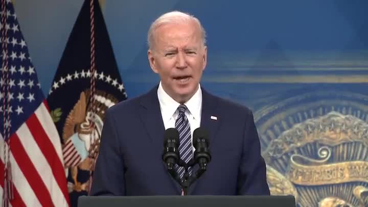 Biden: There is NOTHING standing in the way of OIL COMPANIES increasing domestic production