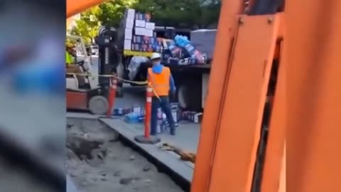 Funny Work Fails ☆ Idiots at Work ☆ Try Not To Laugh