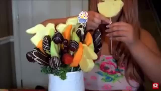 Asmr eating edible arrangements dessert