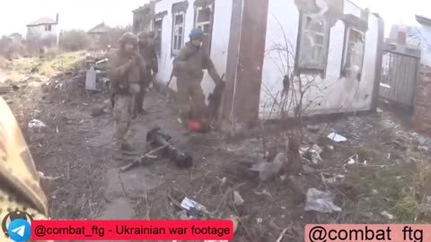 Ukrainian Soldiers Firefight in Mariupol