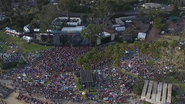 Surfing during Ohana Fest Dana Point 2018 (Switchfoot)