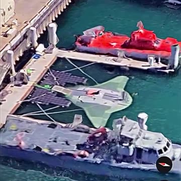 🤔 someone managed to find the DARPA Manta Ray on google maps... Coordinates: 34°09'12"N 119°12'31"W