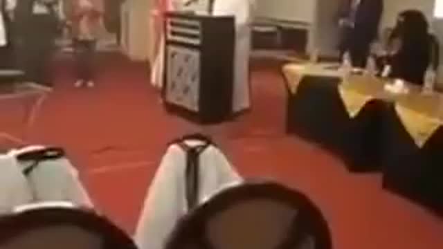 REPENTINITIS DIPLOMÁTICA