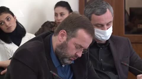 Гарри Кокая во время обсуждения законопроекта «о майнинге»