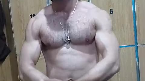 Most muscular pose