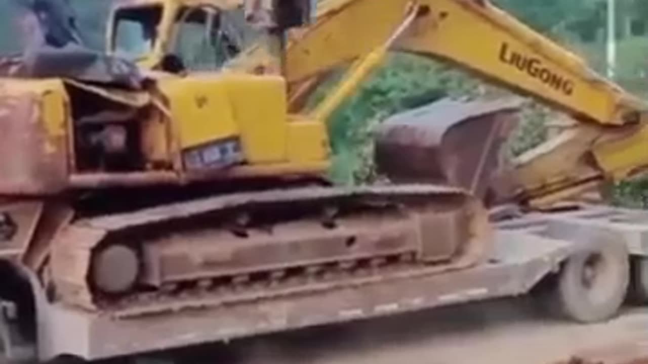 when wages are delayed - TRY NOT TO LAUGH 😂 #adamrose #construction #funny #funnyfails #funnyvideo