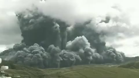 New footage shows the moment Mount Aso erupted in Japan Oct 20, 2021