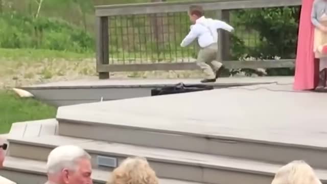 Kids add some comedy to a wedding - Ring Bearer Fails KKKK