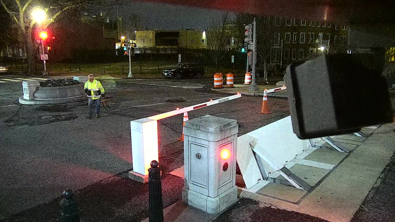 0794KIO00K9NJ-DSE_2021-01-06_05h35min47s050ms.mp4