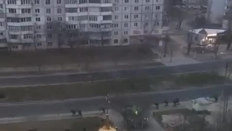 Russian troops enter Kherson