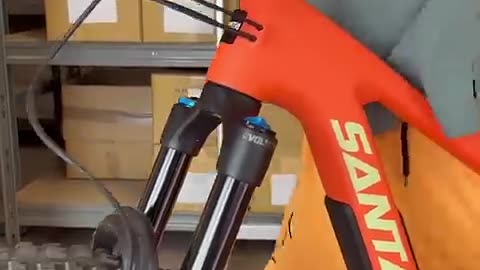 ASMR Santa Cruz Bronson | Artur "THE KID" #mtb #mtbfeatures #allmountainstyle #asmr #bikelife