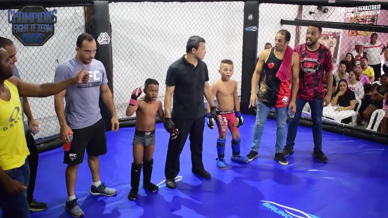 [MMA Kids] Tayson vs Bryan Lee - Champions Fight Kids