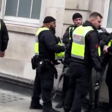 Phone thief caught on Oxford Street