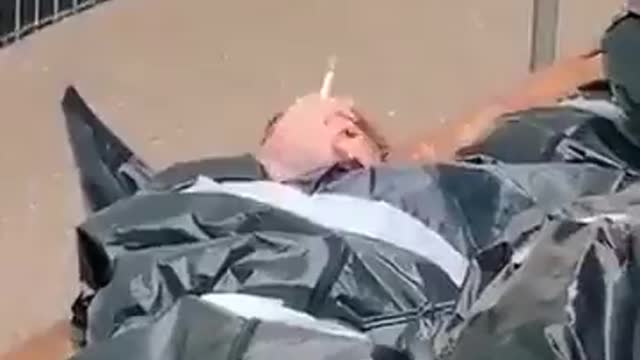 UKRAINE- What do you think is happening in the video ?