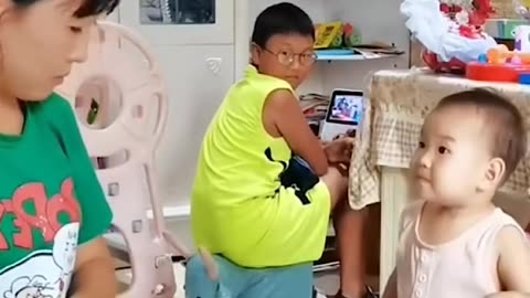 Funny 😂😂😂 baby 😂