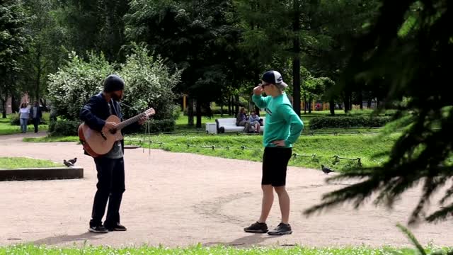 THE GUITARIST pretended TO BE HOMELESS and PLAYED COOL | PEOPLE'S REACTION | PRANK
