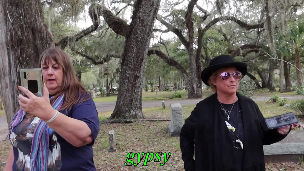 Ghost Hunting At A Cemetery | Ghost Tube SLS