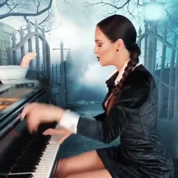 A lady playing the piano