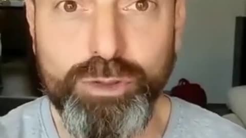 La domanda è vergognosamente semplice: dove finiscono tutti questi soldi rubati dai politicanti?