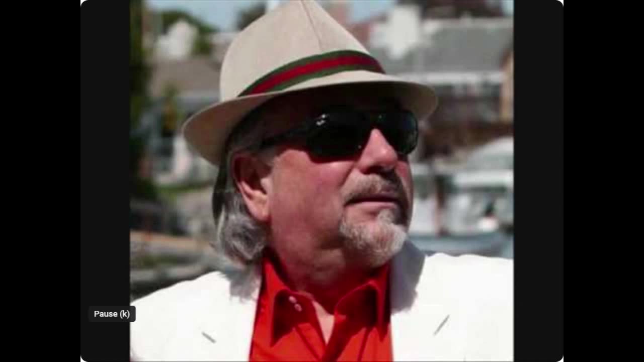 Michael Savage Eats a Sausage Hero (12/04/09)