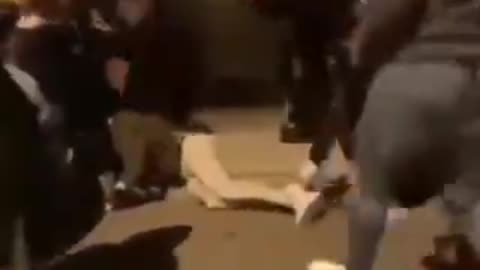 Moroccan Migrant Invaders in Spain attack a girl with her boyfriend