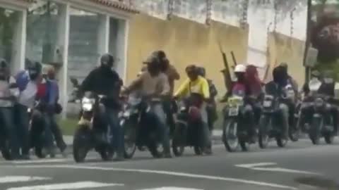 Video de hombres armados en Venezuela