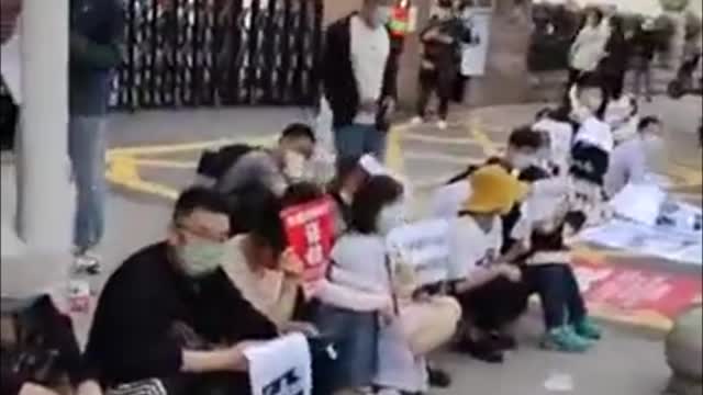 20220525 家產被土匪搶走，還跪求土匪做主！