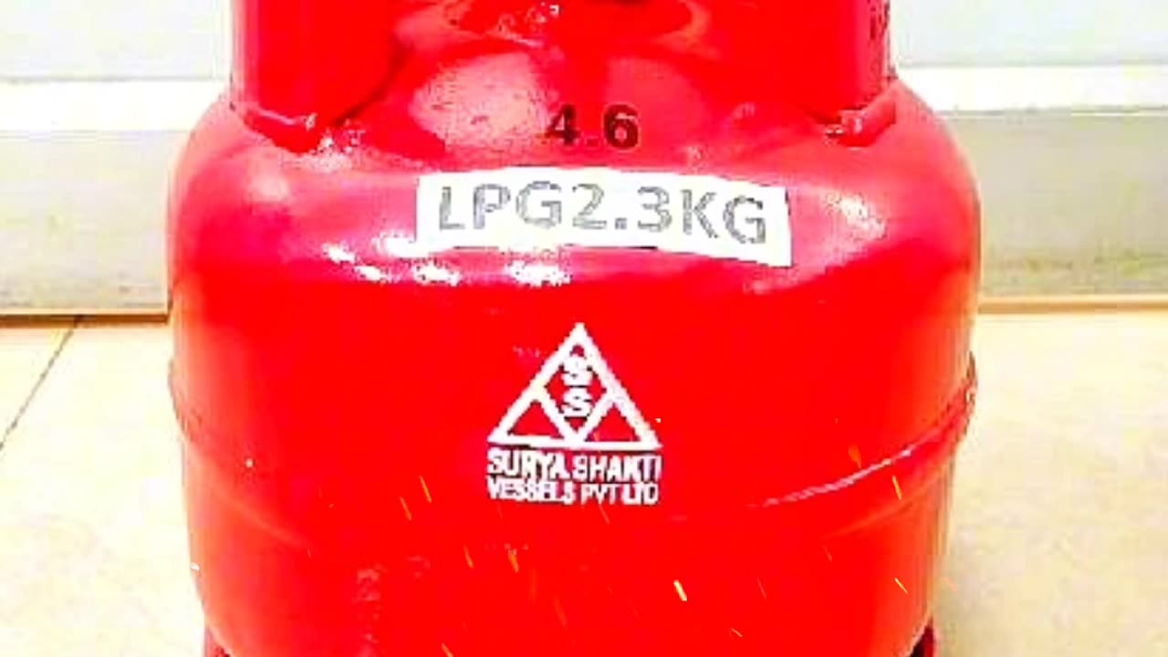 Why is LPG gas cylinder red in colour? || LPG gas ⛽ silendr