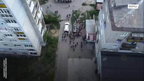 ΣΥΝΟΙΚΙΑ ΛΙΣΙΤΣΑΝΣΚ ΑΝΕΓΓΙΧΤΟ ΑΠΟ ΤΙΣ ΜΑΧΕΣ