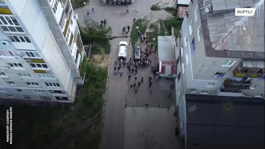 ΣΥΝΟΙΚΙΑ ΛΙΣΙΤΣΑΝΣΚ ΑΝΕΓΓΙΧΤΟ ΑΠΟ ΤΙΣ ΜΑΧΕΣ