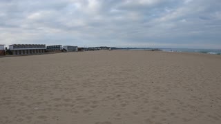 Walk on a beach speedlapse.