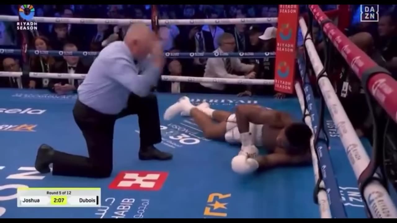 Anthony Joshua defeated by Daniels Dubois