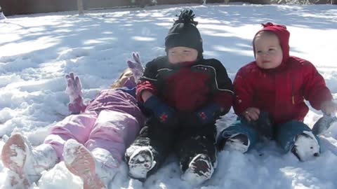 Falling Babies Keep Ruining Adorable Snow Photo