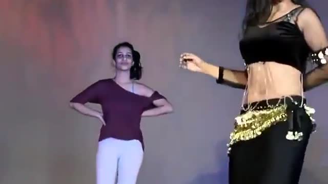 Hotness of Belly Dancer, sexy Moves @ IIT Mumbai