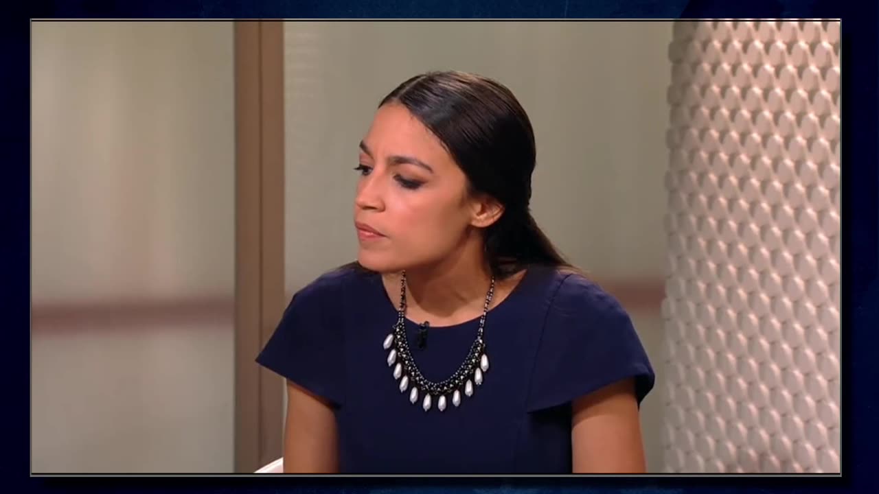 🤪Bartender AOC tries her best to explain her outlook on PALEstine.🙄