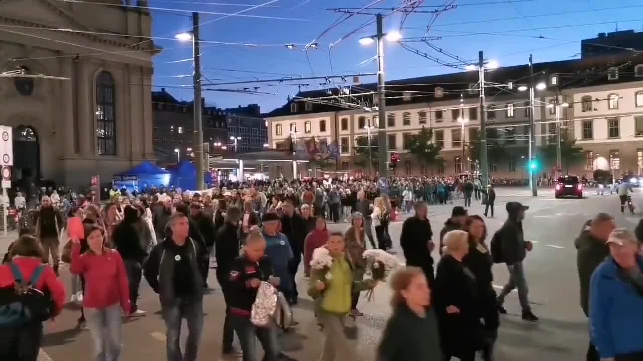 Manifestation hier soir et pour le quatrième jeudi consécutif à Berne en Suisse